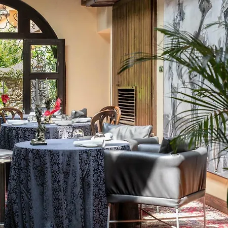 Il Bottaccio Relais & Chateaux Hotel