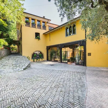 Il Bottaccio Relais & Chateaux Hotel 5*